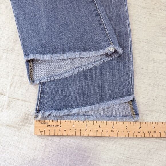 CABI Hi-Low Crop Jeans Size 2 Raw Hem Stretch Cropped Style #6070 - Picture 15 of 16